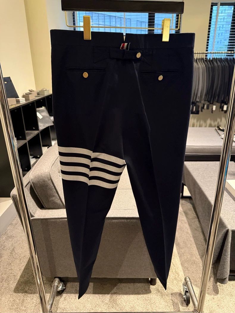 Thom Browne Thom Browne Size 2 Classic dark blue four-bar suit pants 2 Size US 29 - 2 Thumbnail