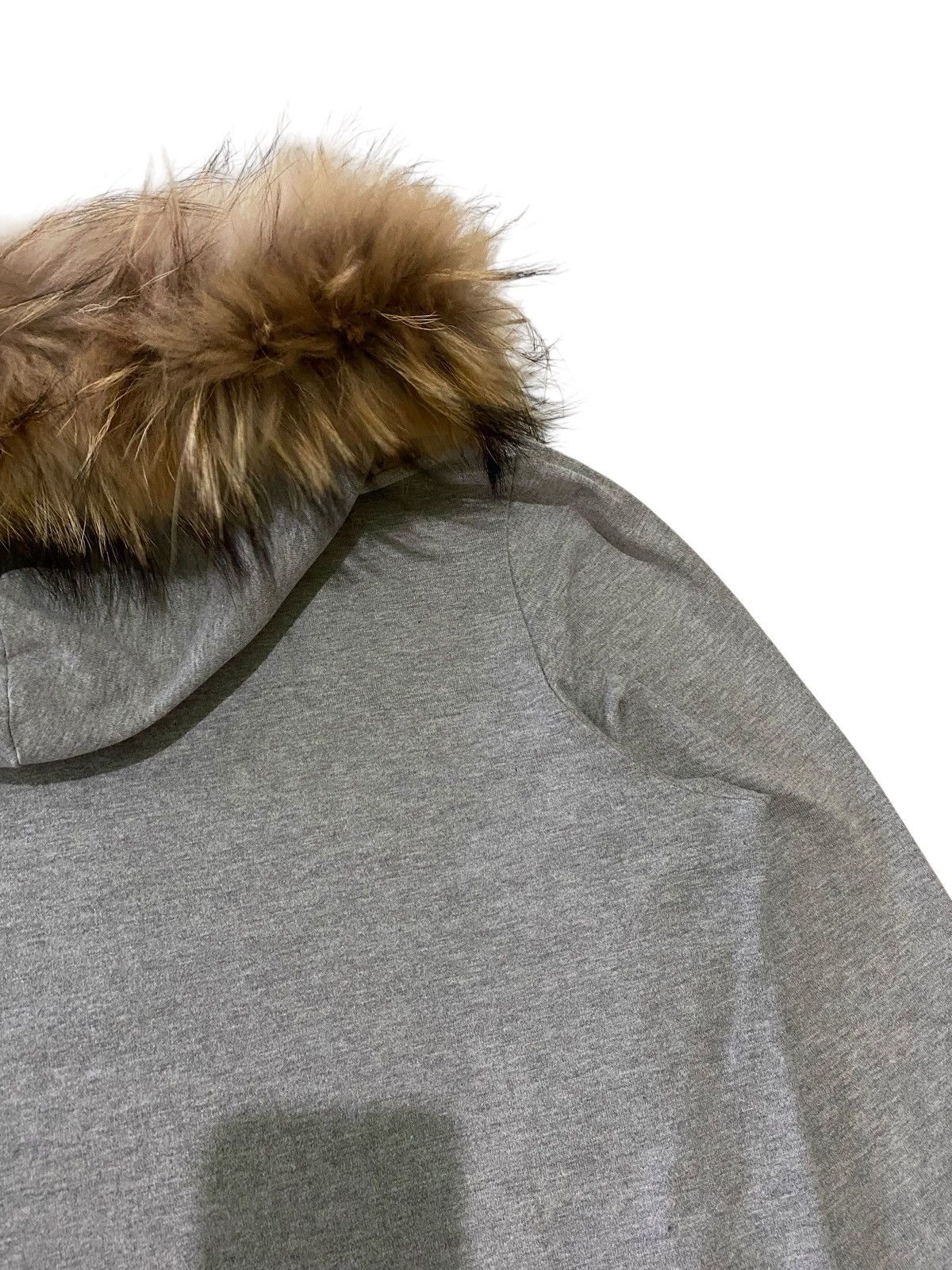 Japanese Brand Fur Japanese Clean Aesthetic Hoodie Essential Wear Style Size US L / EU 52-54 / 3 - 9 Thumbnail