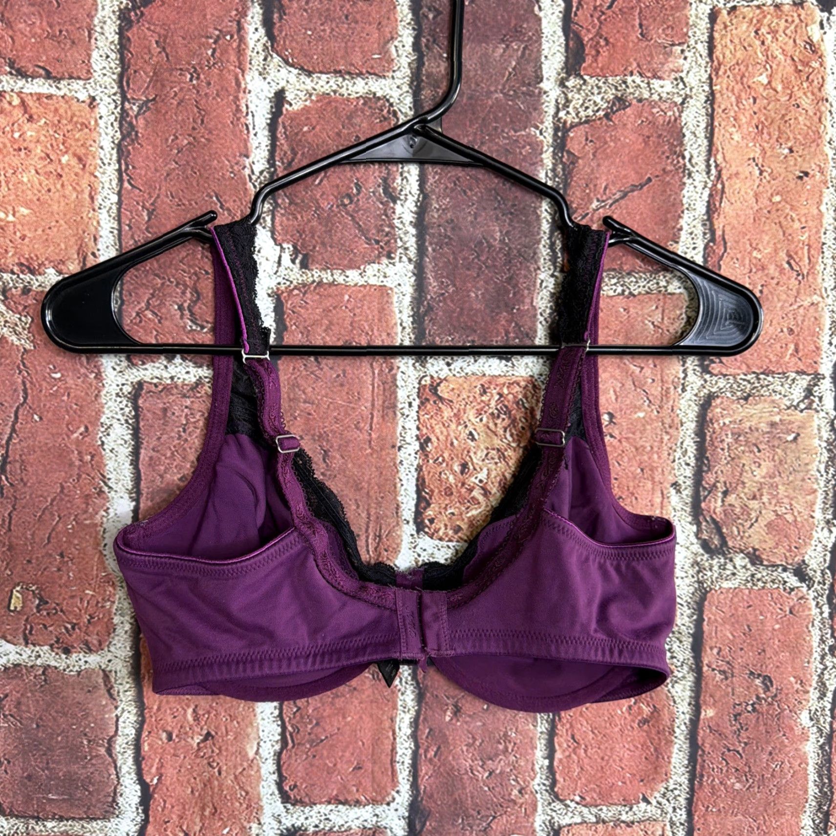 Vintage Soma Underwire Bra 36D Purple Black Lace T-Shirt Bra Full Coverage Embraceable Womens Size ONE SIZE - 2 Thumbnail