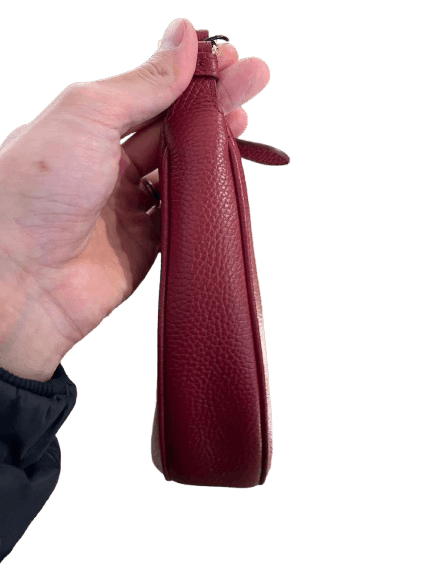 Burberry o1w1db10226 Size: OS / Soft Half Moon Sling Shoulder Bag Red Size ONE SIZE - 3 Thumbnail