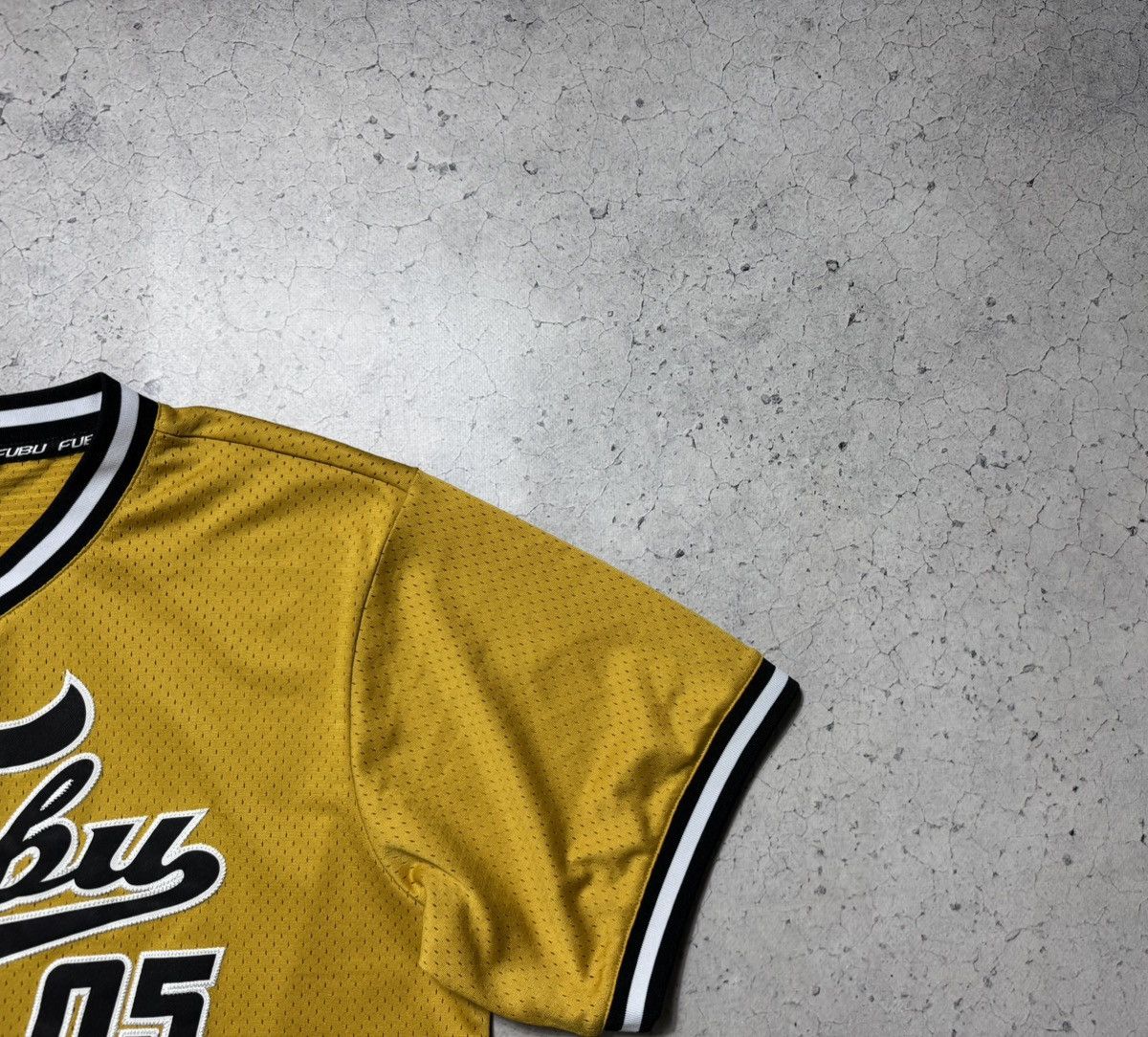 Fubu Fubu 05 Jersey Shirt Big Logo Yellow Size L Size US L / EU 52-54 / 3 - 3 Thumbnail