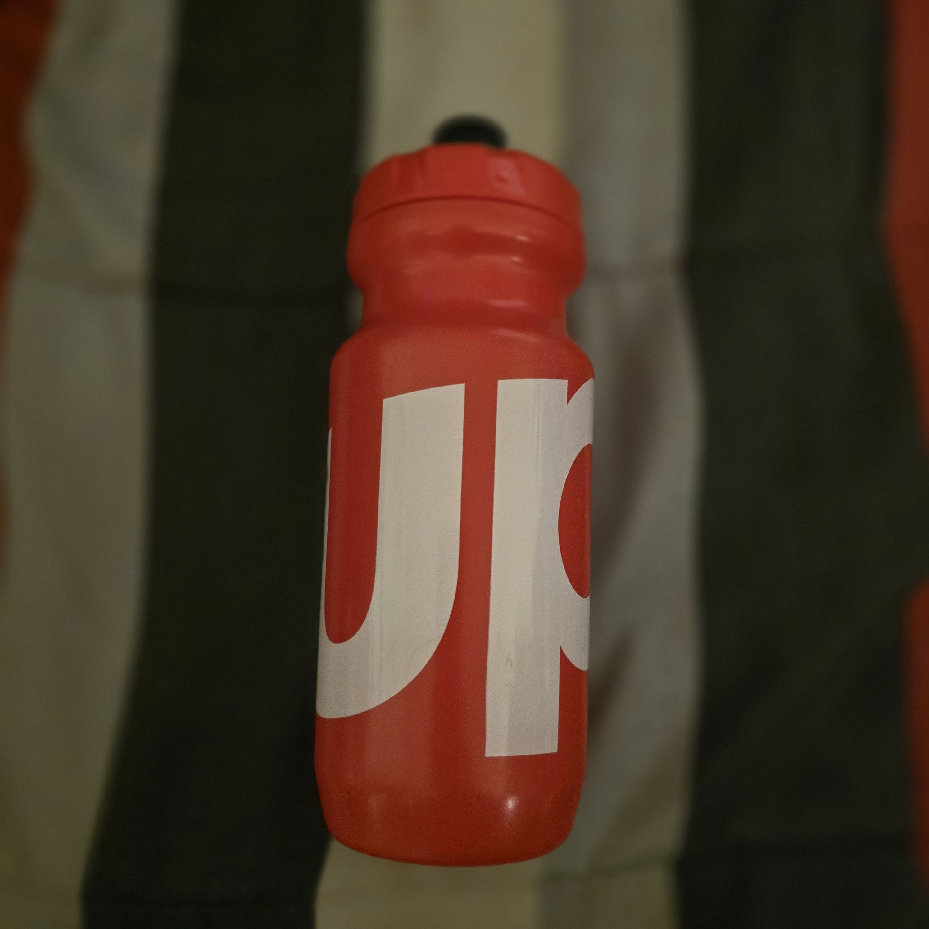 Supreme Supreme specialized sports bottle rare Size ONE SIZE - 3 Thumbnail