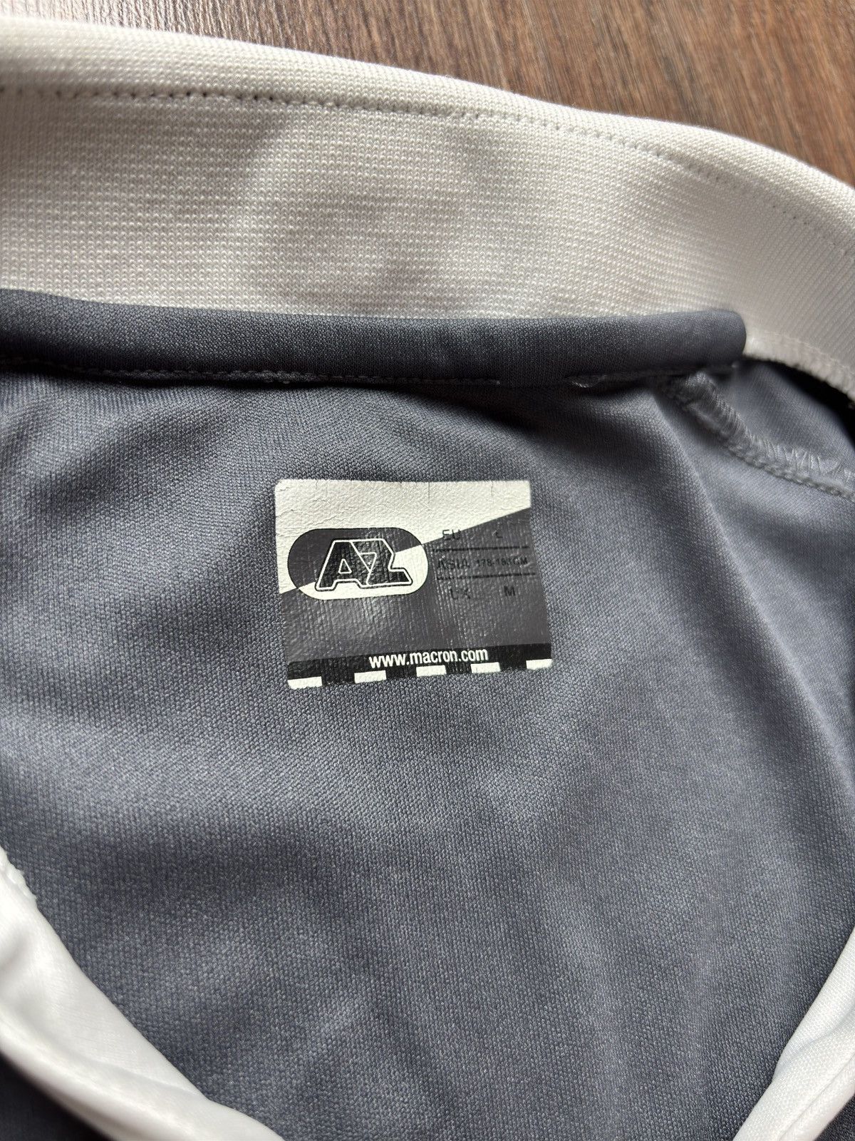 Vintage AZ Alkmaar FC 2012/2013 Away Jersey Macron Size M Size US M / EU 48-50 / 2 - 10 Thumbnail