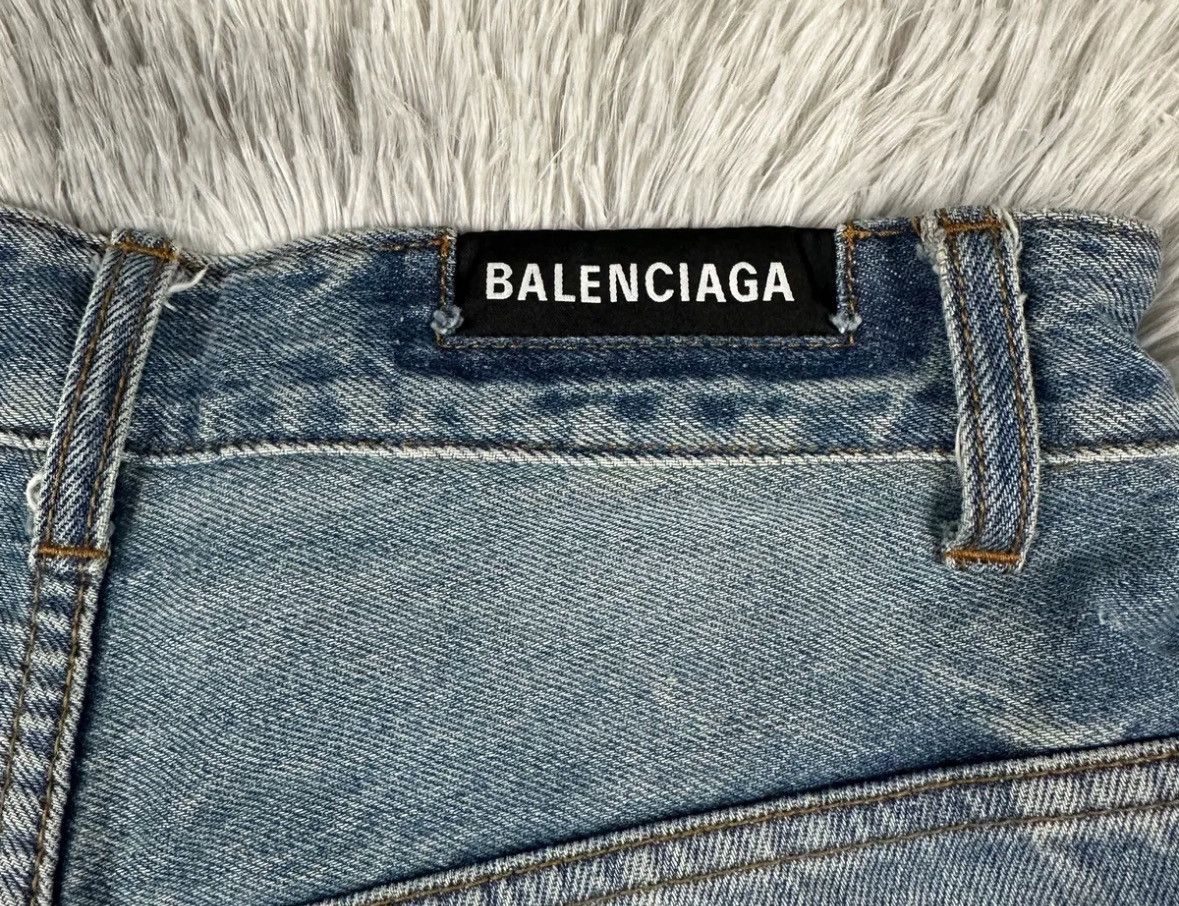 Balenciaga Balenciaga's Tomorrow's World Knife Cutting Jeans Size US 29 - 5 Thumbnail