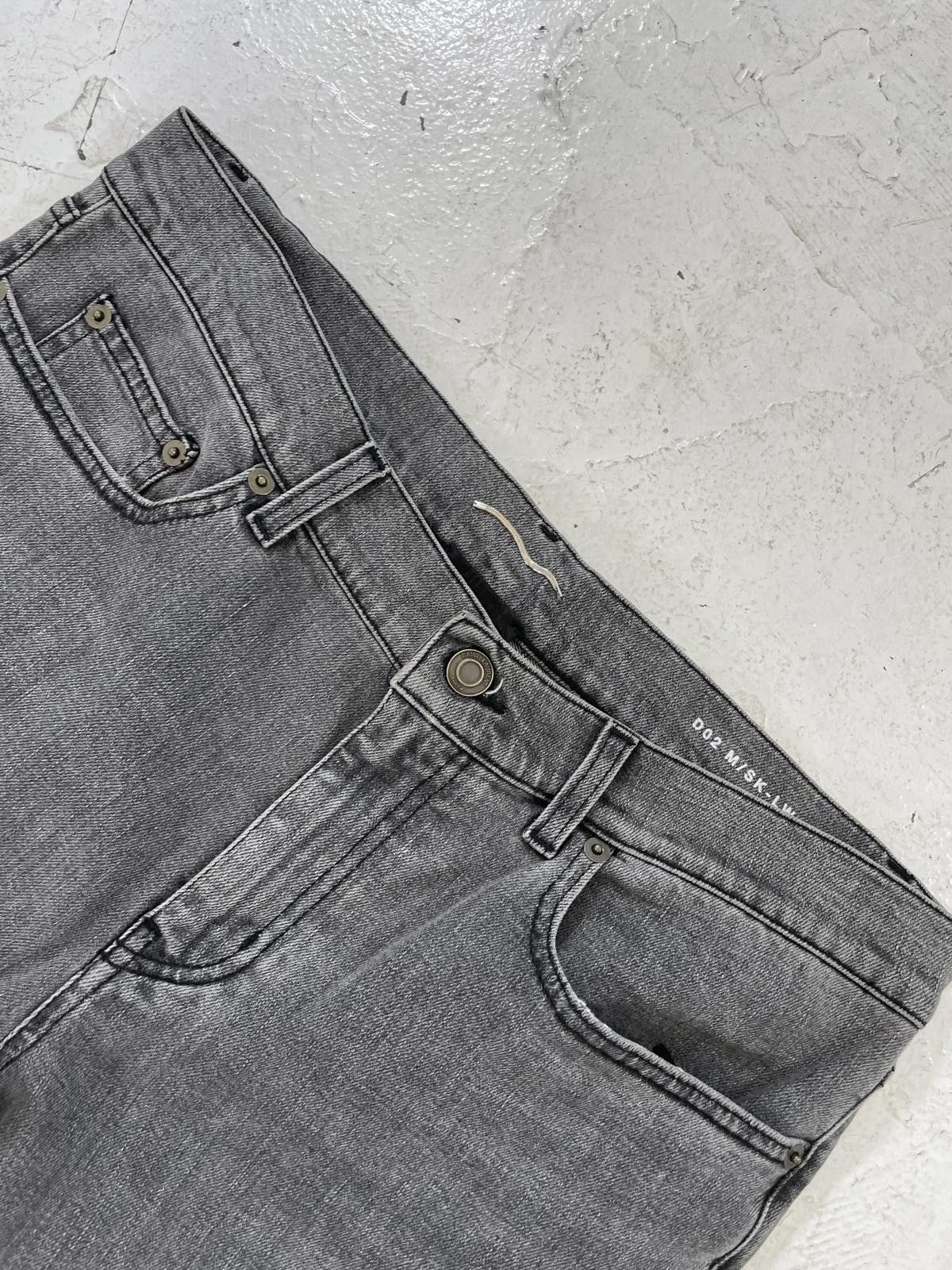 Saint Laurent Paris Saint Laurent Grey Wash D02 denim Size US 33 - 3 Thumbnail