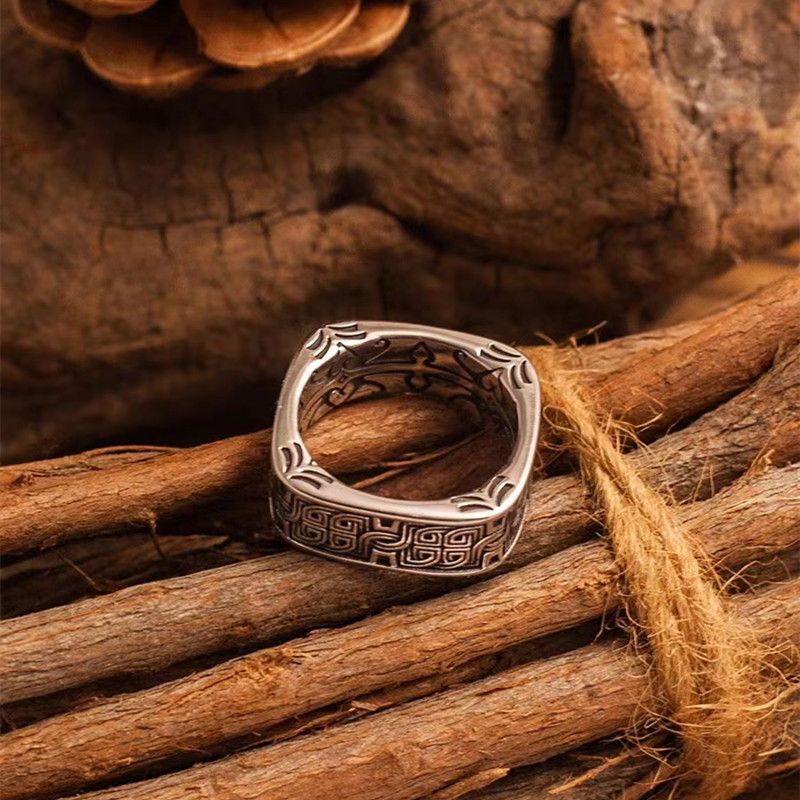 Jewelry × Vintage SIZE 10 Irish Crazy Celtic Knot Square Vintage Ring Size ONE SIZE - 7 Thumbnail