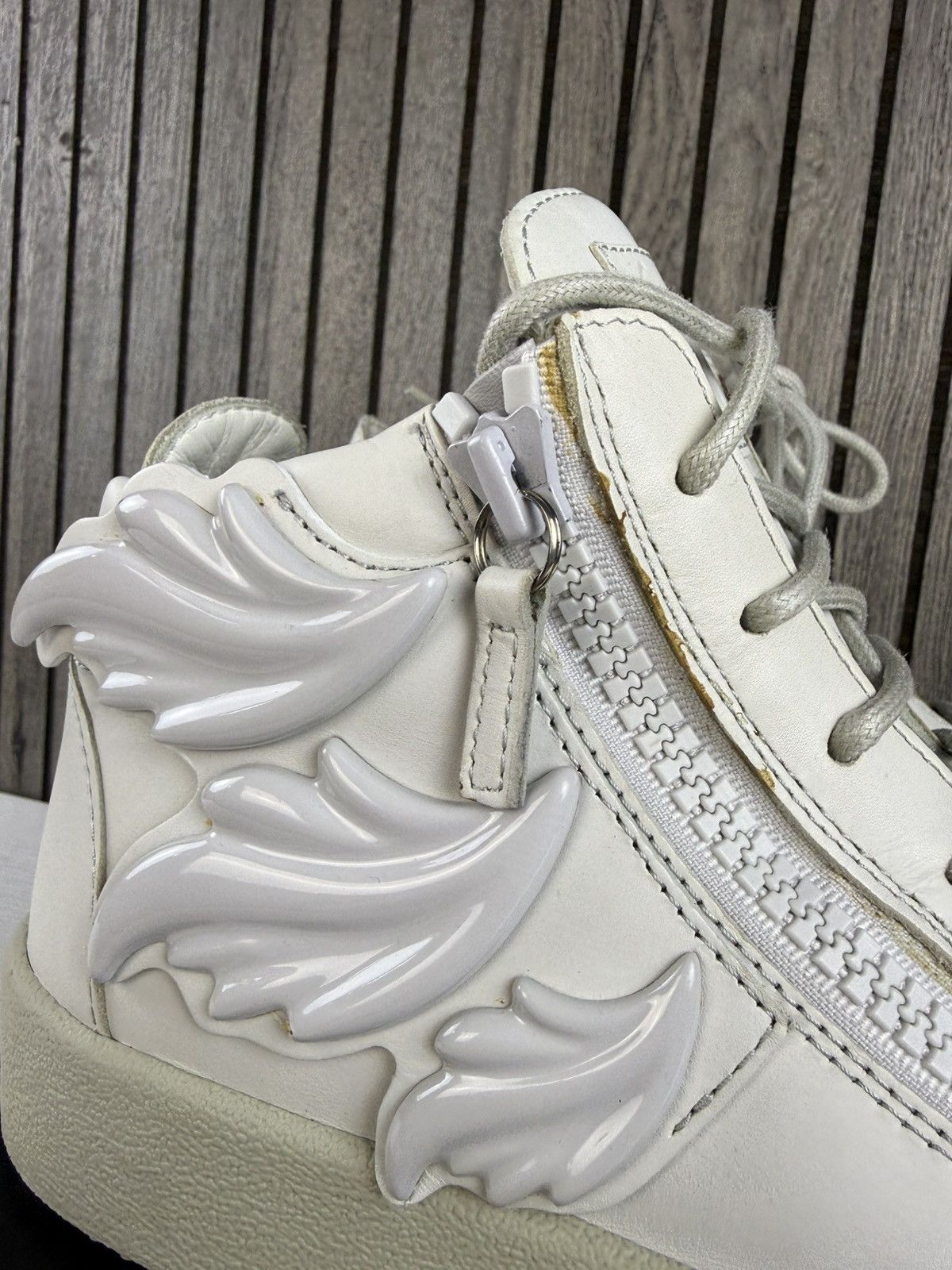 Giuseppe Zanotti 2000s Kanye west Giuseppe Zanotti Triple Wing White sz 40 Size US 7.5 / EU 40-41 - 5 Thumbnail