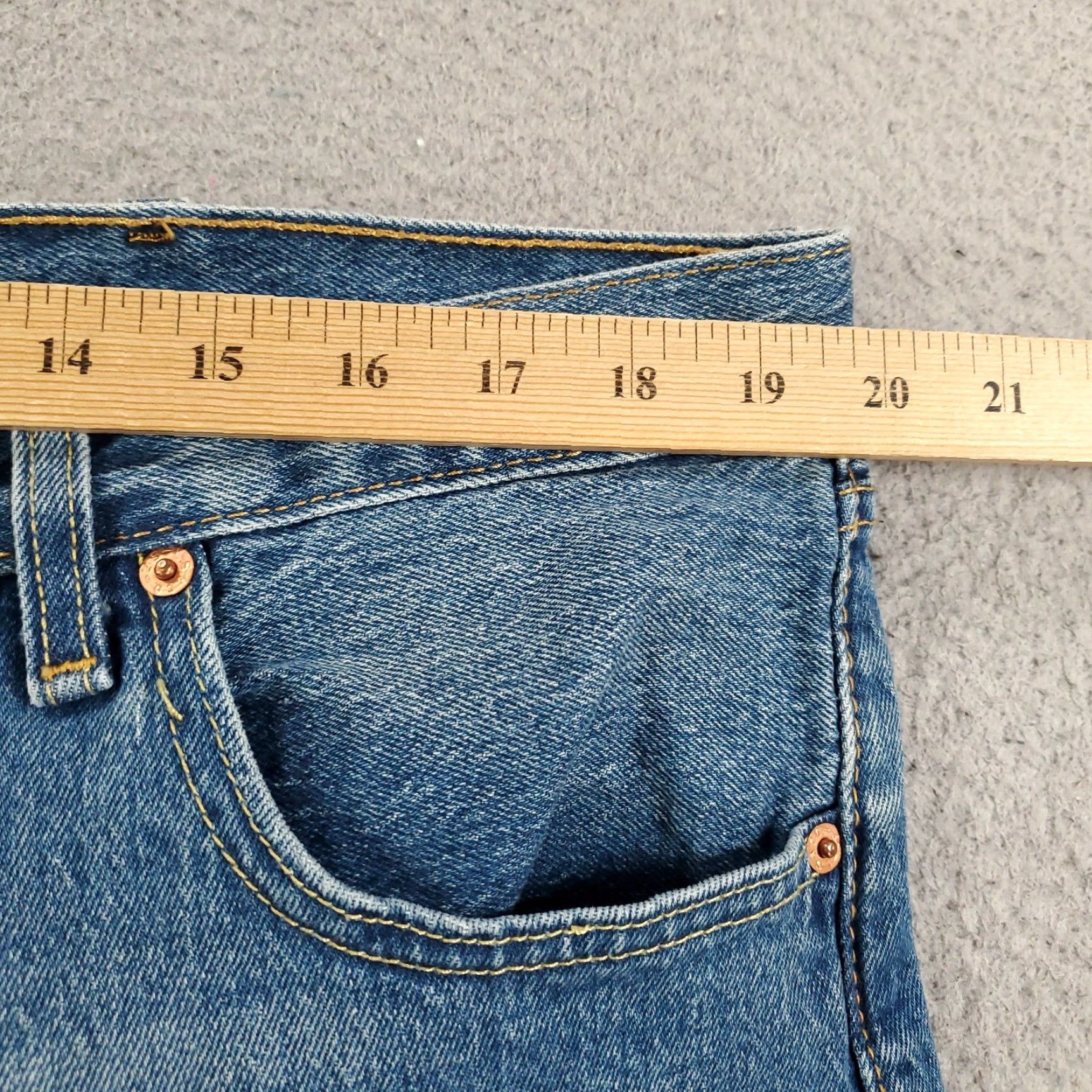 Levi's Levi's 501 Jeans Mens 40x32 Button Fly Distressed Stretch Denim Straight Leg 93 40 32 Bag? Size US 40 / EU 56 - 3 Thumbnail