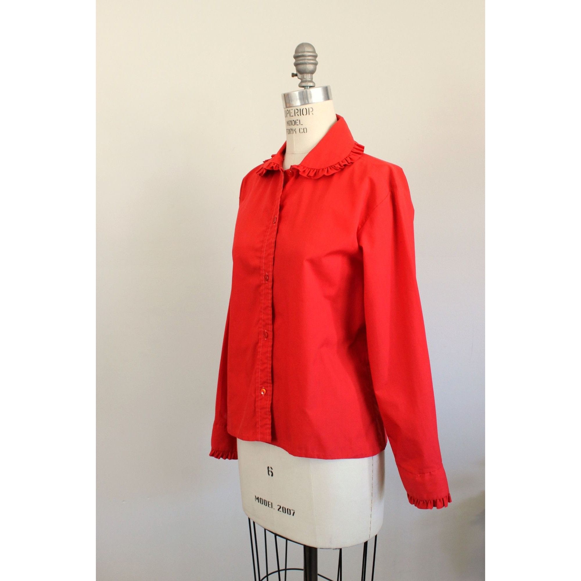 Vintage Vintage 1970s Blouse, Lady Marlboro Red Button Up Shirt with Size L / US 10 / IT 46 - 10 Thumbnail