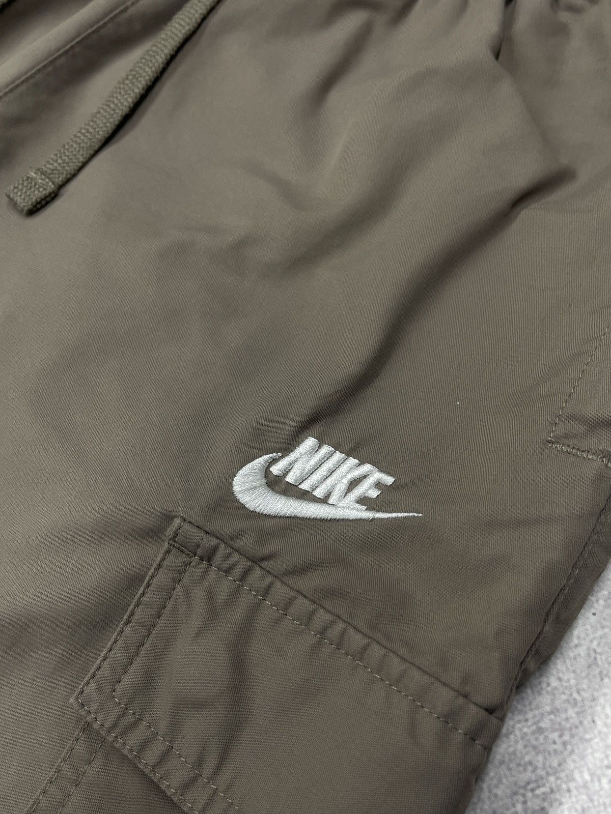 Nike Nike NSW Embroidered Woven Cargo Pants Beige TECH ACG Size US 30 / EU 46 - 7 Thumbnail