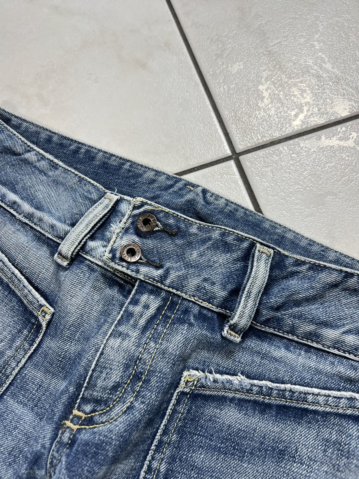 Diesel Vintage 90s Diesel y2k bootcut distressed denim jeans flared Size 29" - 11 Thumbnail