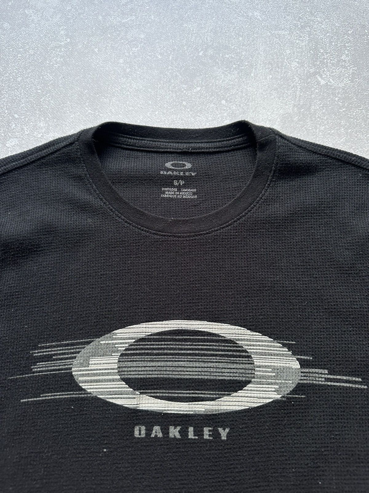 Oakley oakley long sleeve t shirt men black size S big logo Size US S / EU 44-46 / 1 - 3 Thumbnail