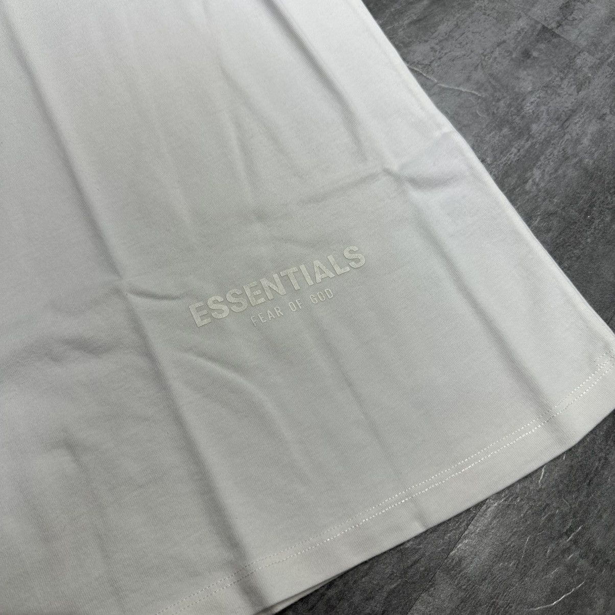 Essentials Essentials Fear of God 3M Reflective Tee - White Size US XL / EU 56 / 4 - 3 Thumbnail