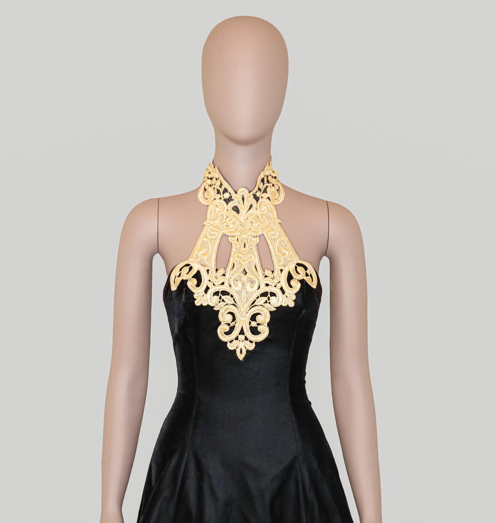Jessica McClintock Vintage Jessica McClintock Black Gold Lace Halter Dress Size S / US 4 / IT 40 - 2 Thumbnail