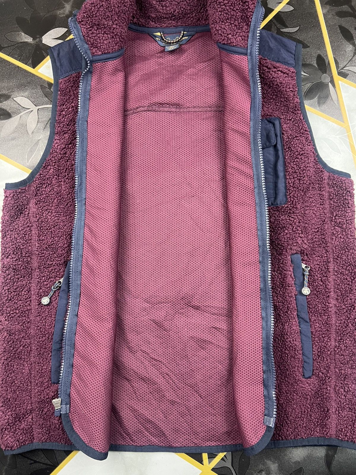 Brooks Brothers Brook Brothers Men’s Sherpa Fleece Vests Size US S / EU 44-46 / 1 - 6 Thumbnail
