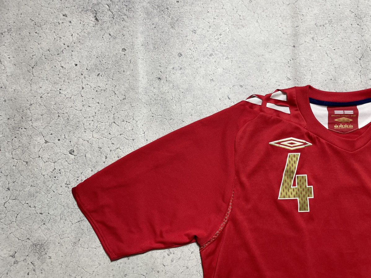 Umbro Steven Gerrard #4 England Soccer National Team Umbro Jersey Size US M / EU 48-50 / 2 - 4 Thumbnail