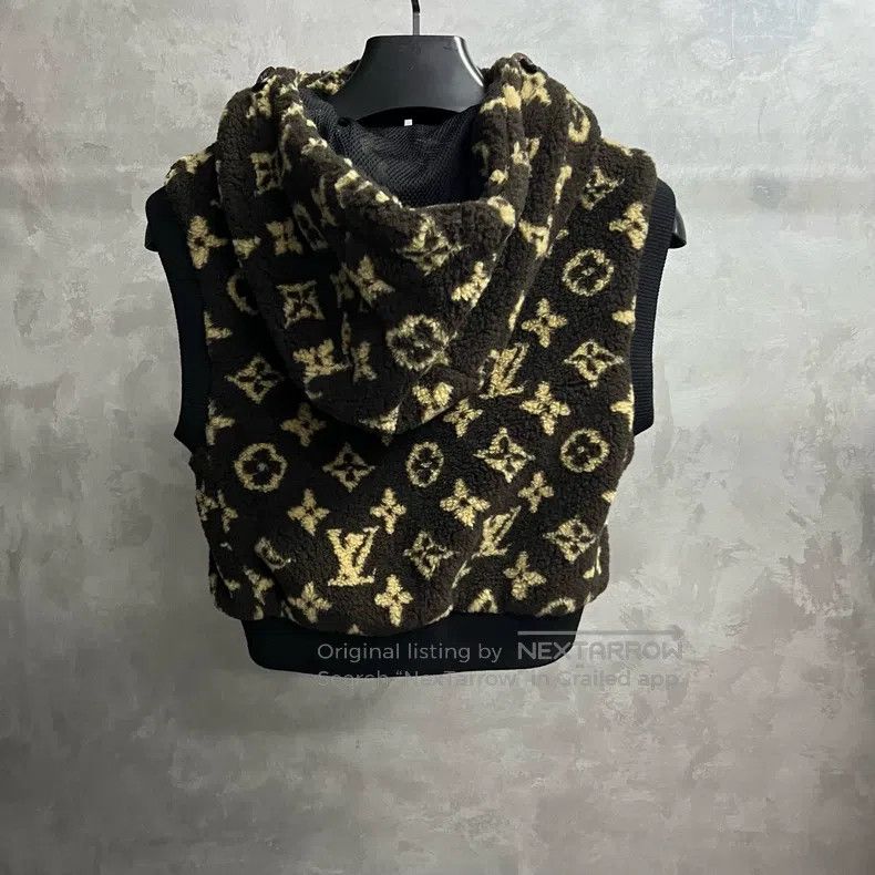 Louis Vuitton Louis Vuitton Brown graphic printed zip-up hooded sleevele Size XXS / US 00 / IT 34 - 5 Thumbnail