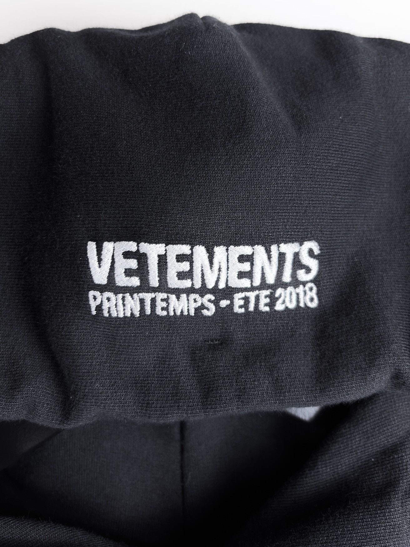 Vetements SS18 1/50 Vetements UFO Addition Adelaide Tokyo Hoodie Size US XS / EU 42 / 0 - 6 Thumbnail