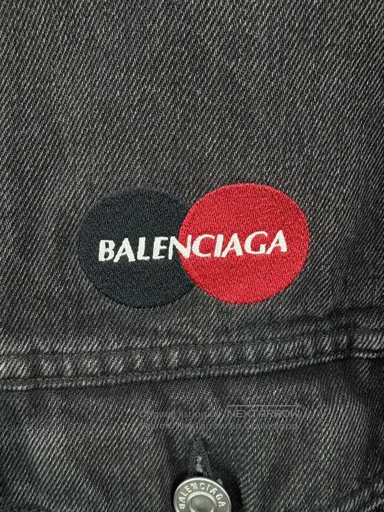 Balenciaga Balenciaga Embroidered Logo Denim Jacket. Size US S / EU 44-46 / 1 - 3 Thumbnail