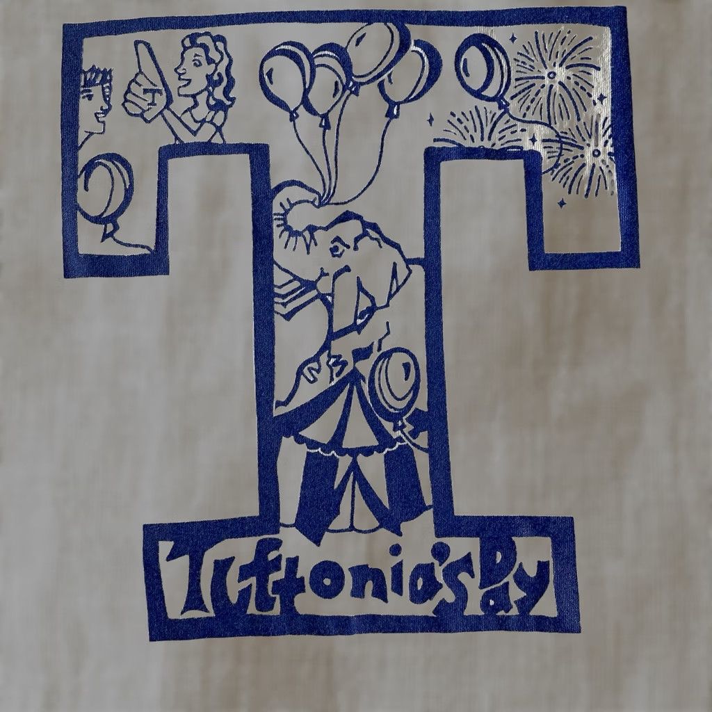 Vintage Tufts University Shirt Men’s Small Tuftonias Day TUSC Elephant Festival Tee White S Mens University Shirt Tee Size US S / EU 44-46 / 1 - 1 Thumbnail
