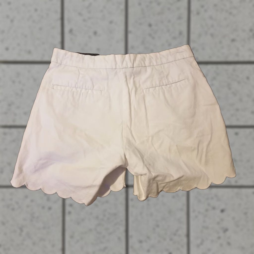Banana Republic Womens Banana Republic Shorts 0 White Cotton Chino Flat Front Pockets Casual Summer Spring Size 25" / US 0 / IT 36 - 1 Thumbnail