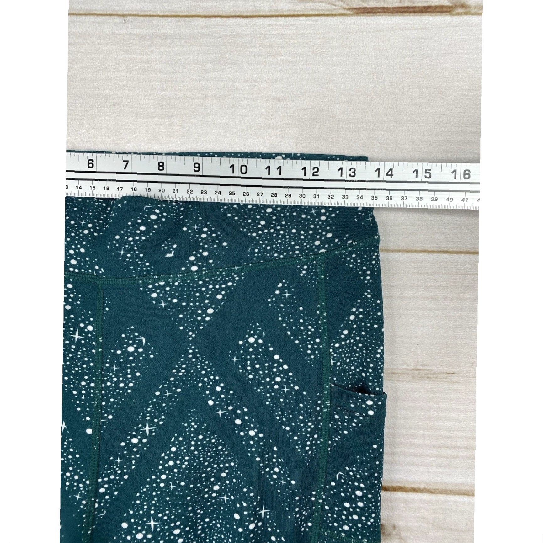 Logo 7 POP Fit Leggings Womens L Green Splatter Pockets Logo Pull On Yoga Running Capri Activewear Womens L Green Logo Pockets Size 27" / US 4 / IT 40 - 3 Thumbnail