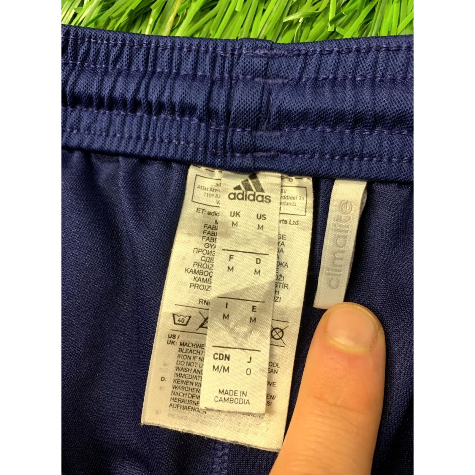 Adidas ADIDAS FOOTBALL SHORTS M Navy Blue CLIMALITE Entrada 2018 Men Size US 31 - 4 Thumbnail