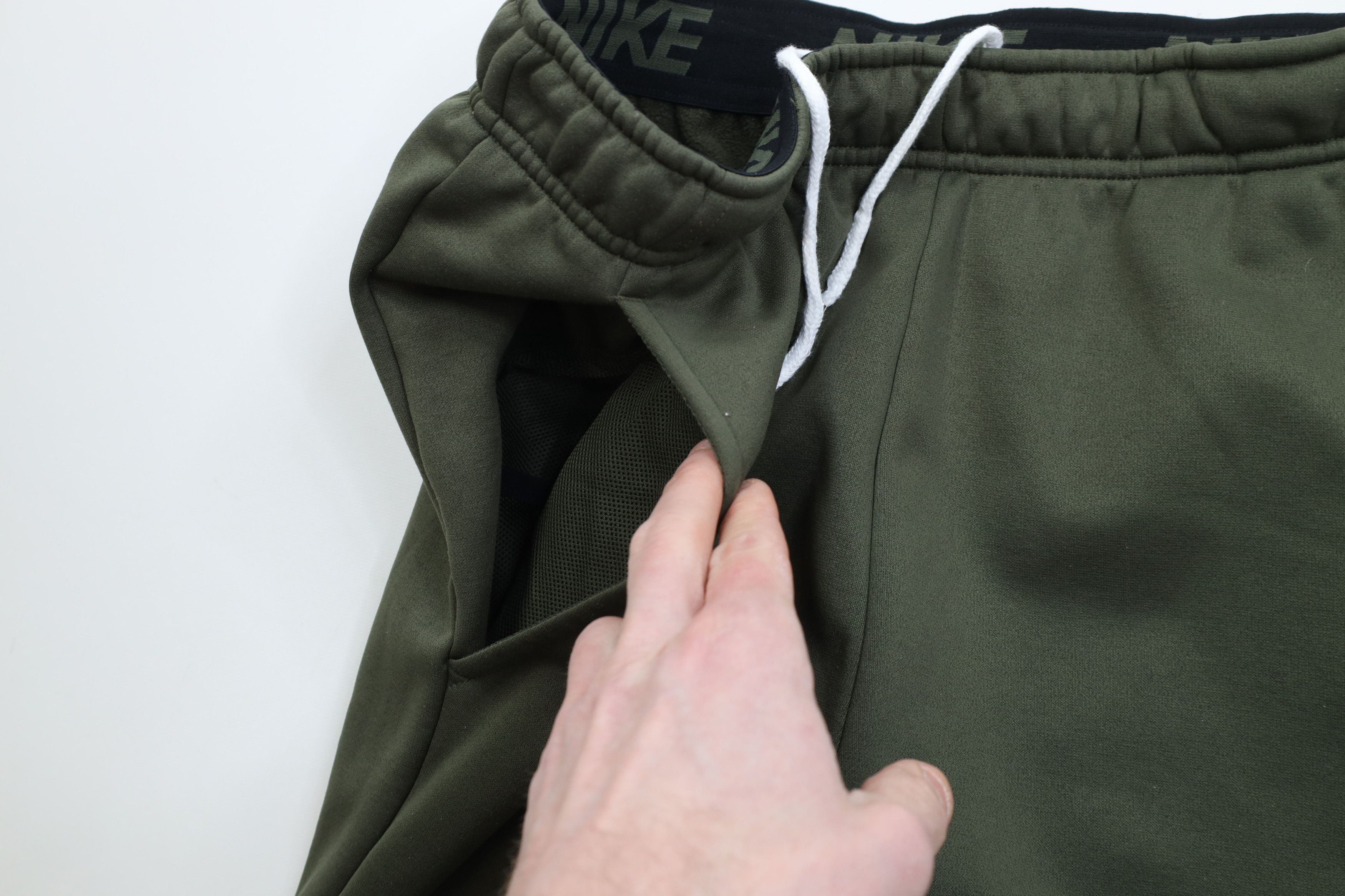Nike Nike Tapered Leg Fleece Lined Sweatpants Pants Olive Green Size US 36 / EU 52 - 8 Thumbnail