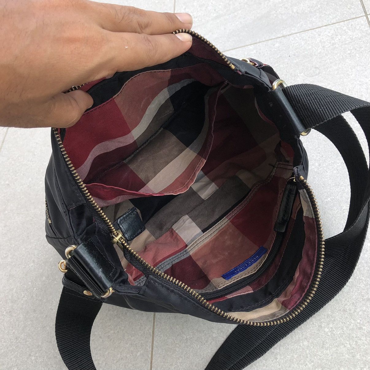 Burberry BURBERRY BLUE LABEL CRESTBRIDGE Nylon Shoulder Bag Size ONE SIZE - 4 Thumbnail