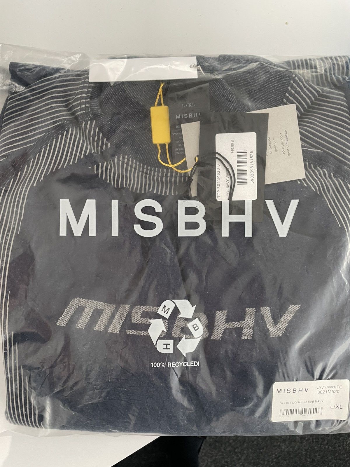 Misbhv Long sleeve chimney collar Size US L / EU 52-54 / 3 - 2 Thumbnail