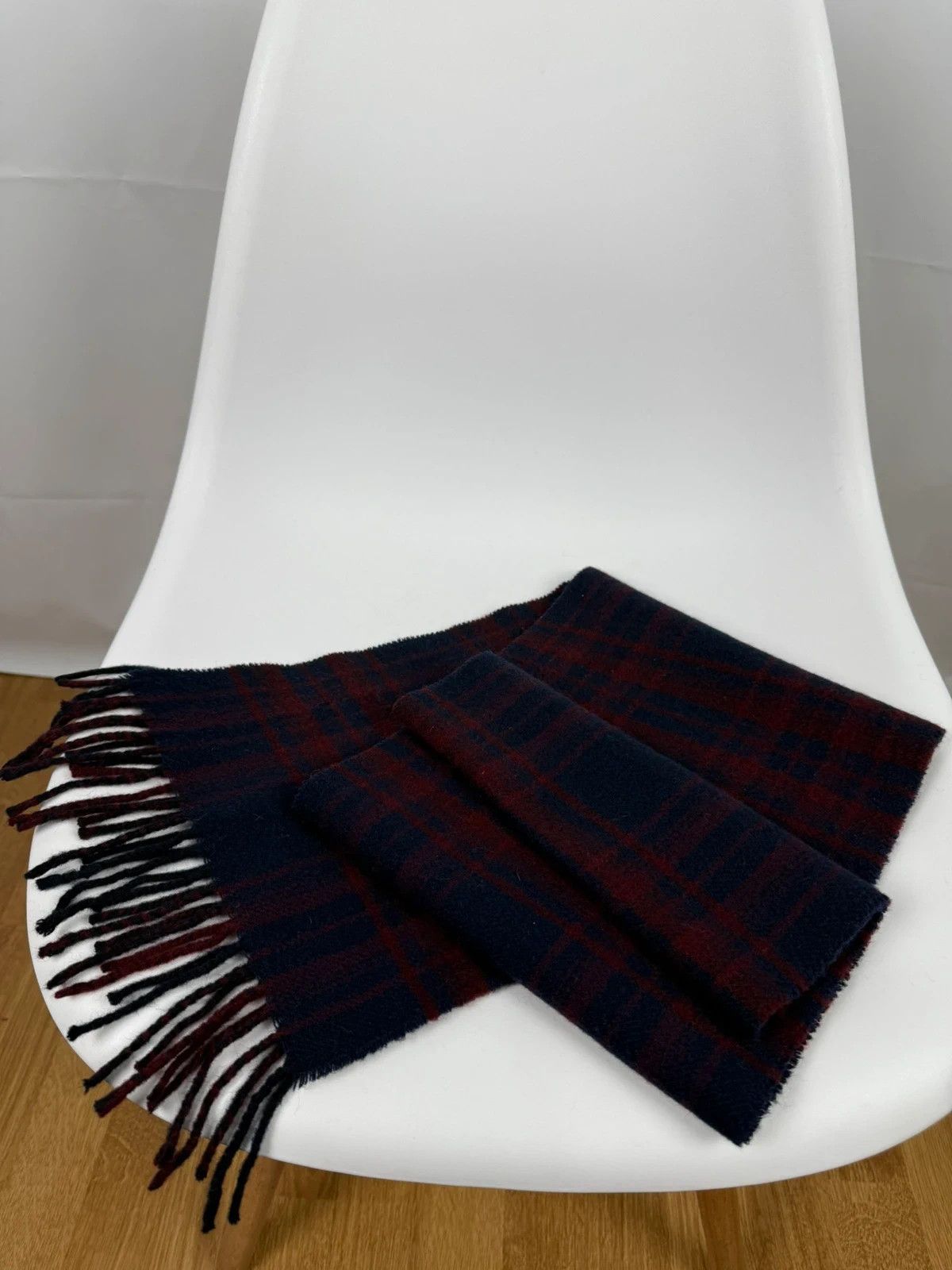 Tommy Hilfiger Tommy Hilfiger Printed Scarf Plaid Wool Size ONE SIZE - 4 Thumbnail