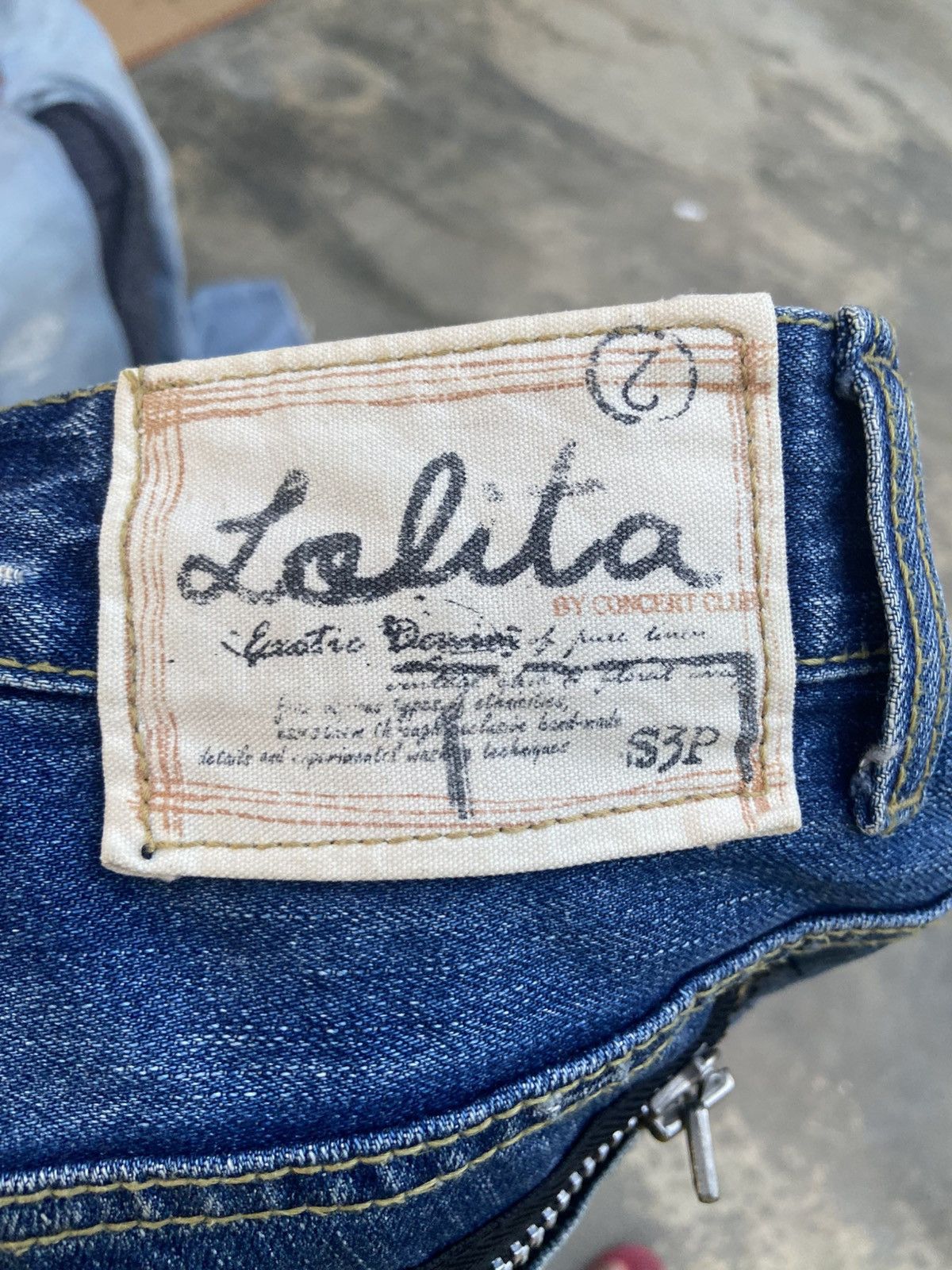 Japanese Brand Vintage Lolita Faded Denim Pant Size US 31 - 7 Thumbnail