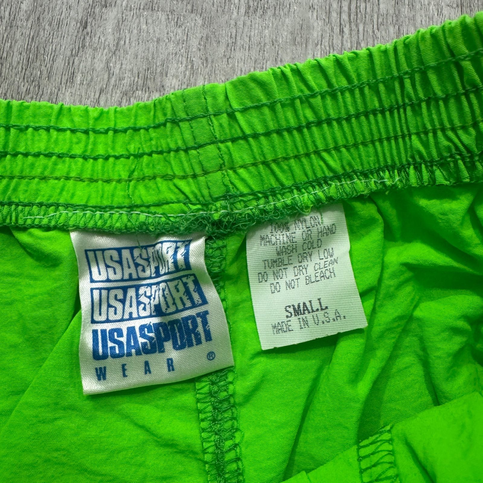 Vintage NEW Vintage USA Sport Surf Shorts Mens Small Green 80s Size US 26 / EU 42 - 4 Thumbnail