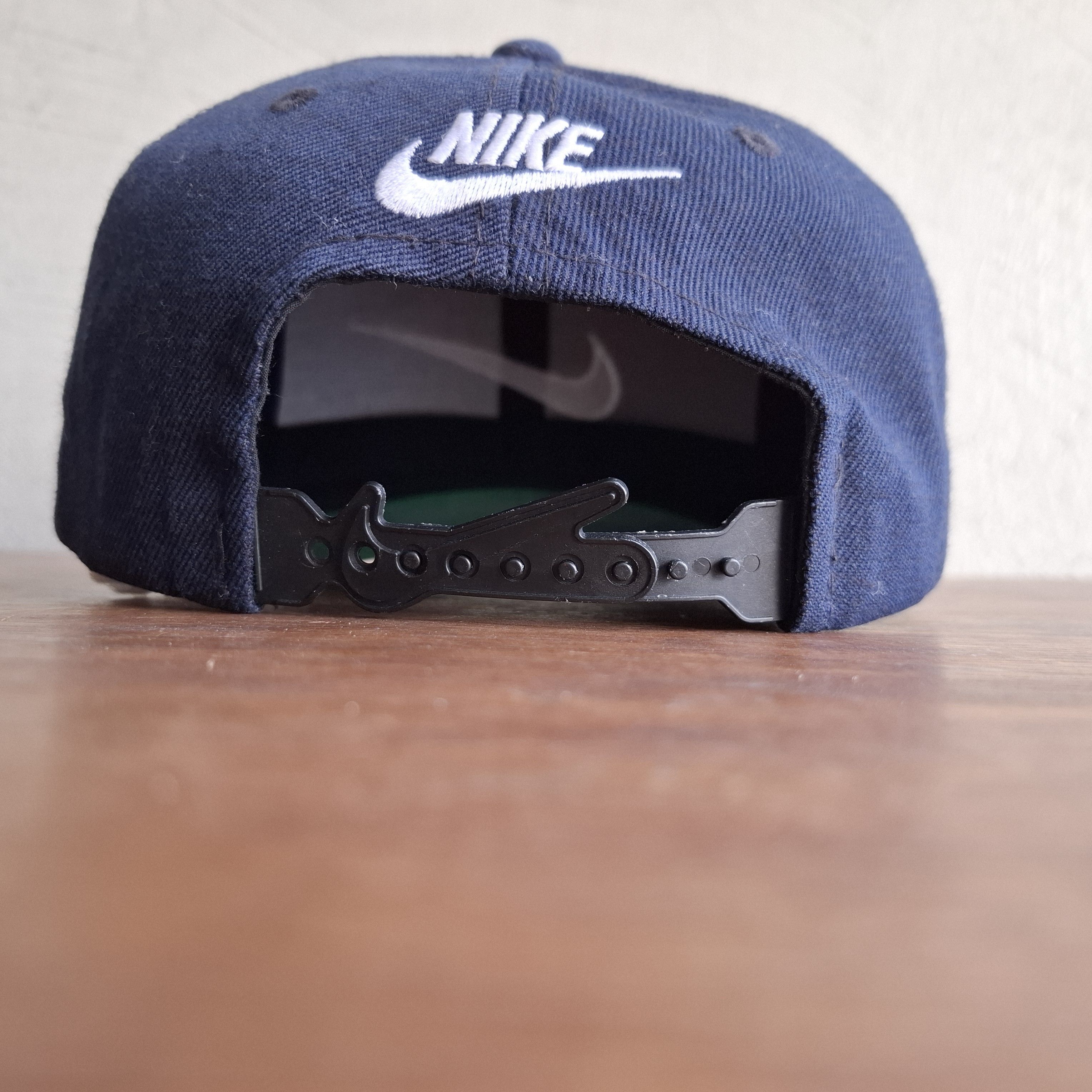 Nike VINTAGE NIKE TEAM SPORTS SWOOSH SNAPBACK Size ONE SIZE - 4 Thumbnail