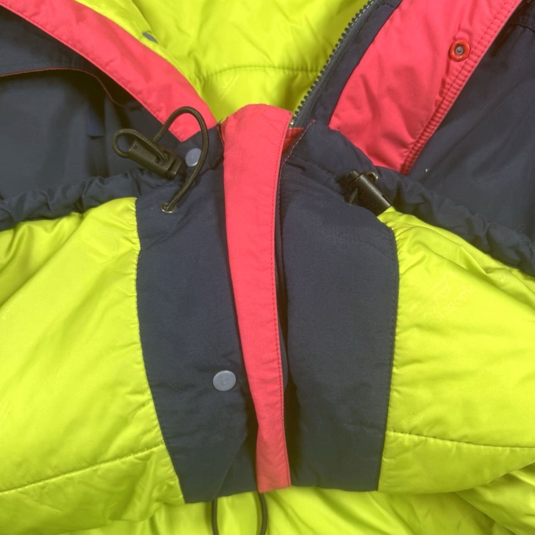 Patagonia VINTAGE Patagonia Jacket Mens L Pink Green Rain Coat Bright Rare Snow Weather Size US L / EU 52-54 / 3 - 6 Thumbnail