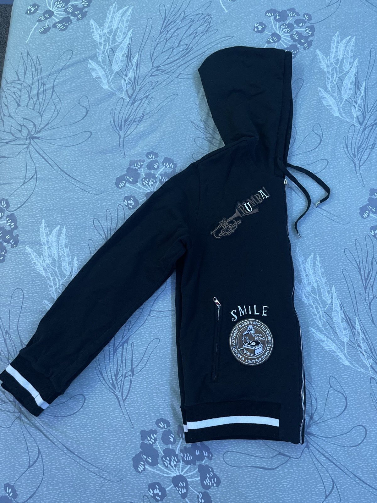 Dolce & Gabbana *RARE* Dolce & Gabbana Patches Hoodie Size US XL / EU 56 / 4 - 4 Thumbnail