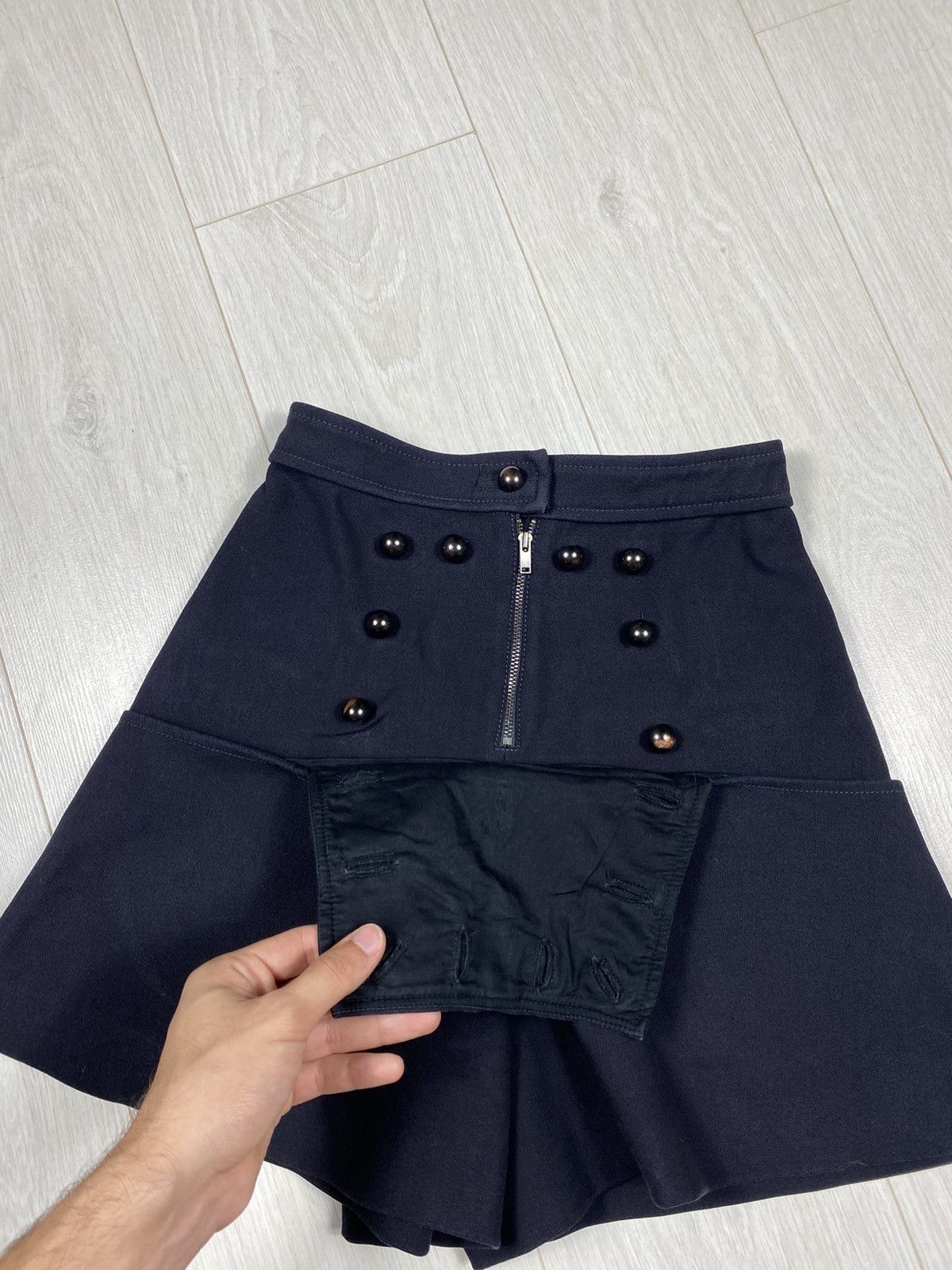 Isabel Marant Etoile Isabel Marant Etoile wool shorts Size 26" / US 2 / IT 38 - 10 Thumbnail