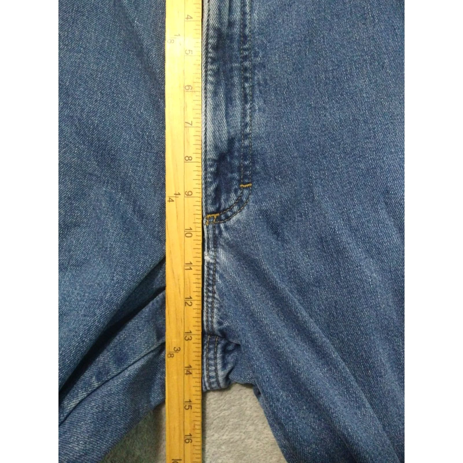 Vintage VINTAGE L.L. Bean Jeans Mens 42x32 Blue Denim Flannel Lined Classic Fit Medium Wash Jeans Size US 42 / EU 58 - 4 Thumbnail