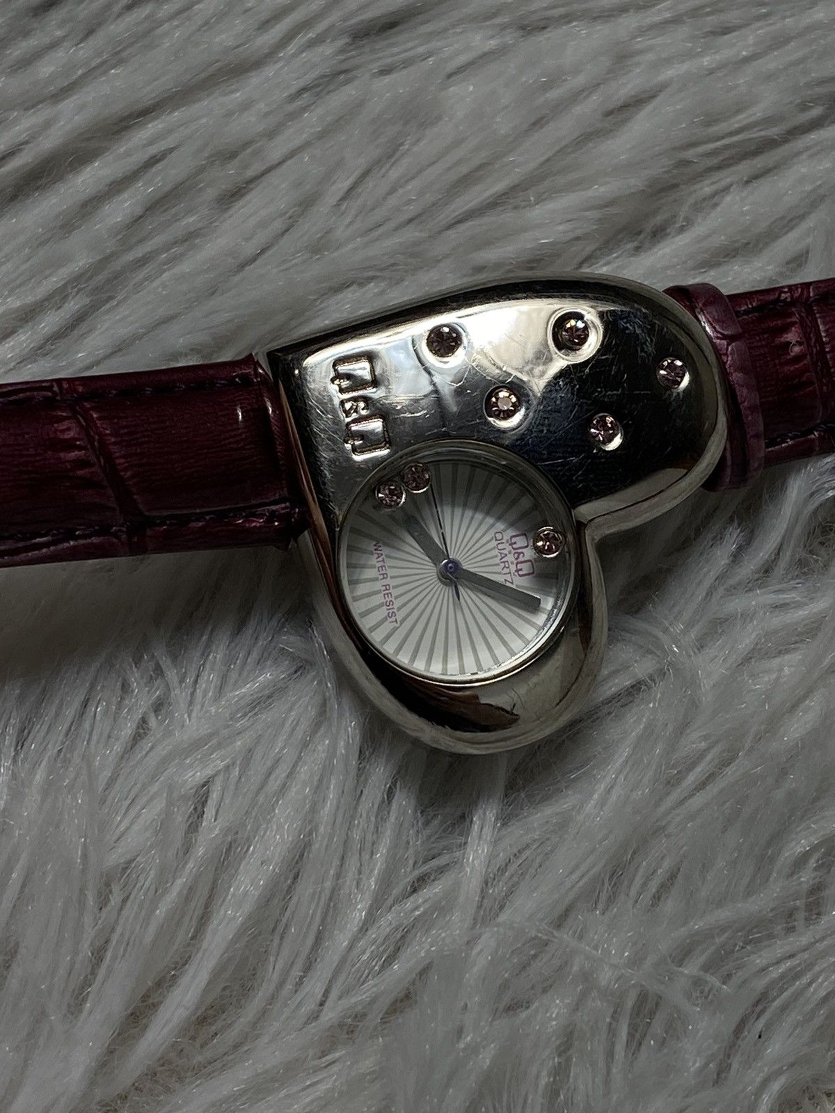 Vintage Heart-Shaped Elegant Watch | Japanese Brand Size ONE SIZE - 6 Thumbnail