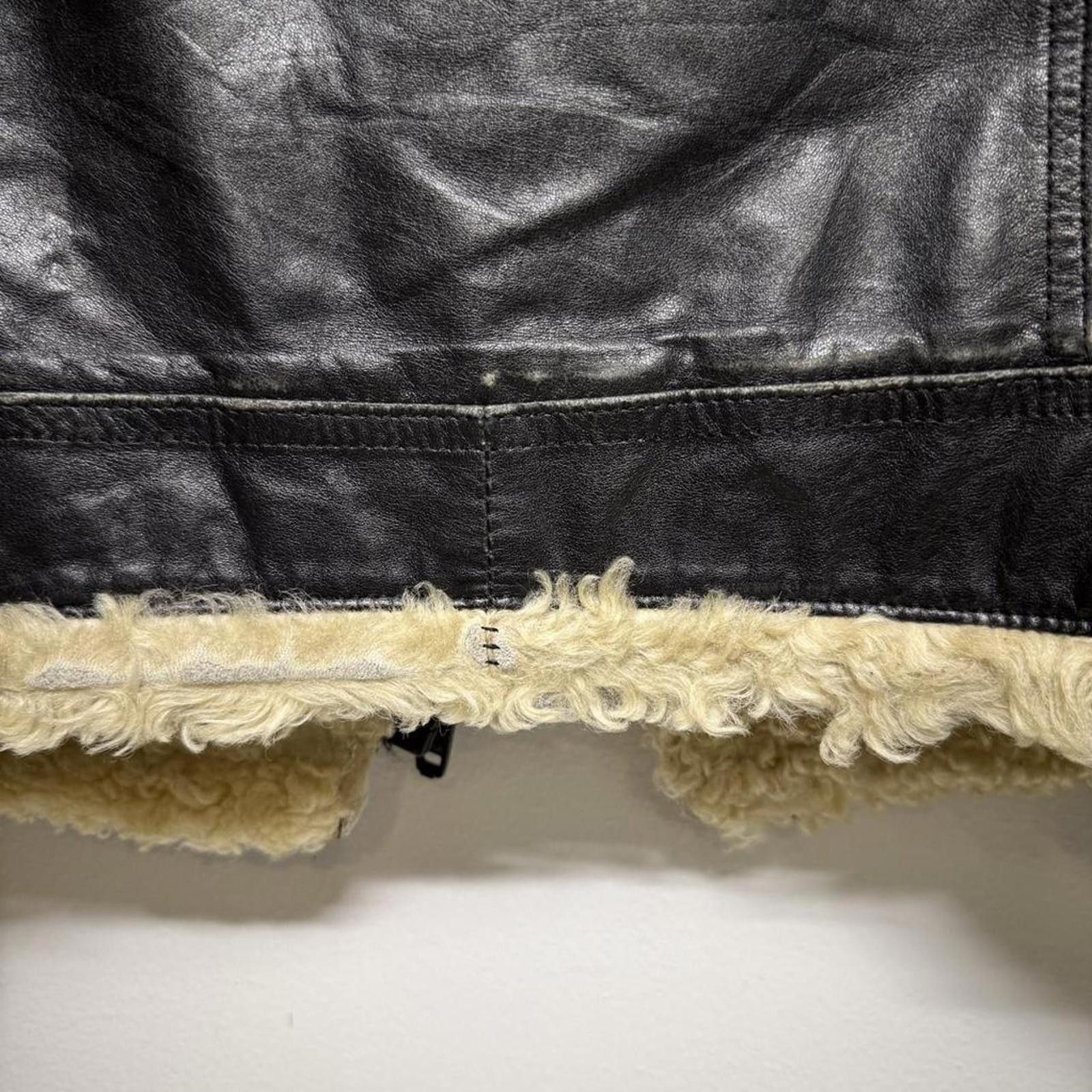 Other 1970s thrashed fleece lined black leather jacket Size M/L Size US M / EU 48-50 / 2 - 6 Thumbnail