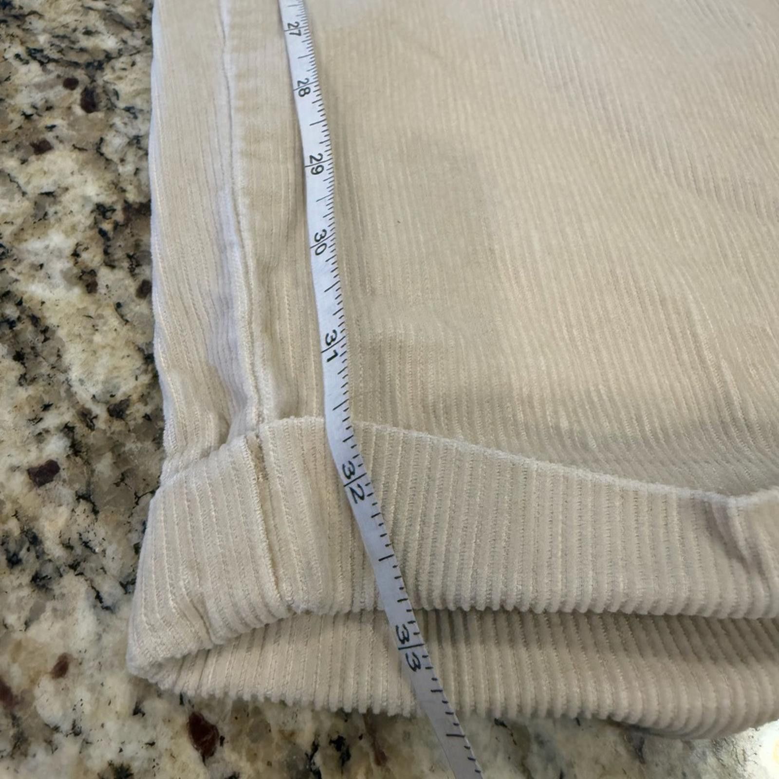 L.L. Bean L.L.Bean tan pleated corduroy cuffed pants SZ 20 Tall Size 30" / US 8 / IT 44 - 8 Thumbnail