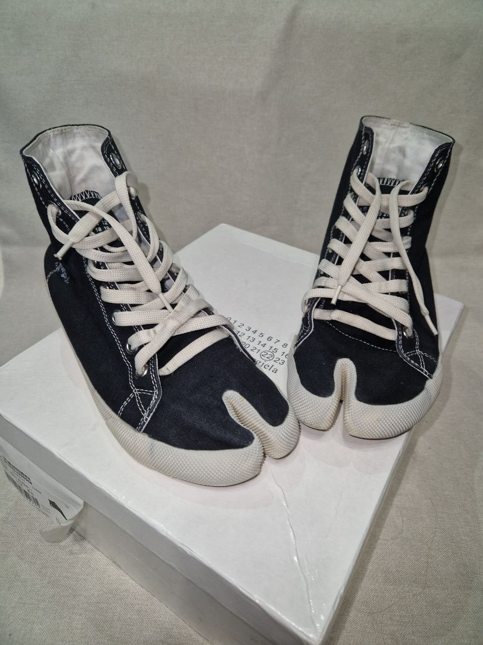 Maison Margiela Maison Margiela Hi-Top Tabi Sneakers | Grailed