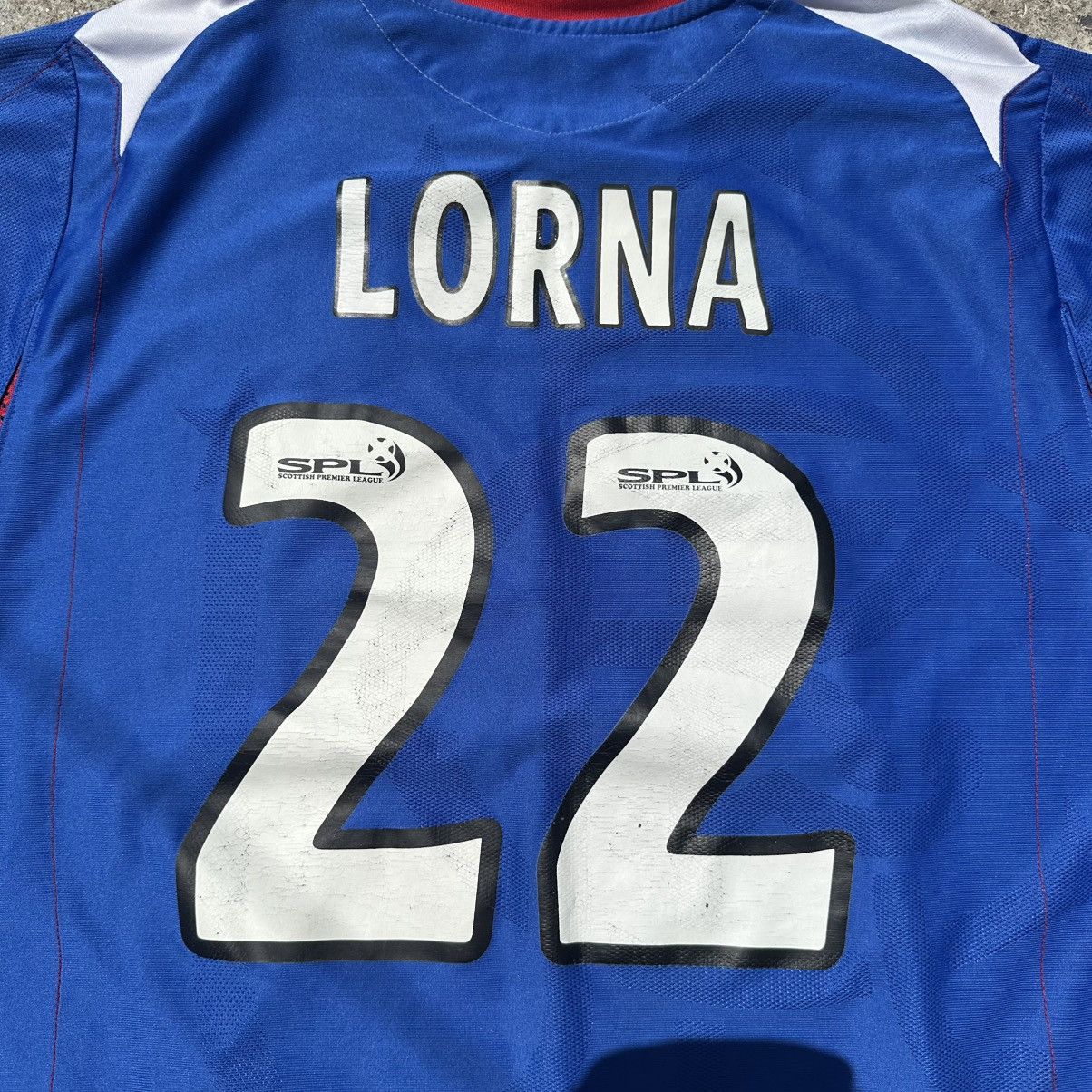 Umbro UMBRO VINTAGE Rangers FC HOMME 2006/2007 LORNA Soccer jersey Size US L / EU 52-54 / 3 - 6 Thumbnail