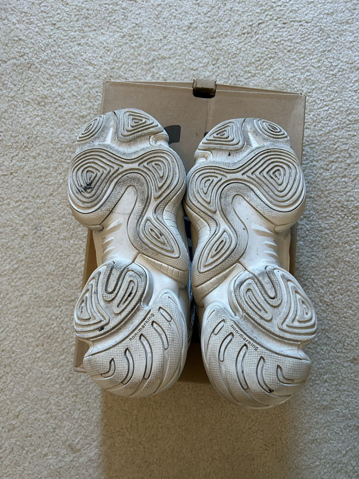 Yeezy Yeezy 500 blush Size US 11.5 / EU 44-45 - 13 Thumbnail