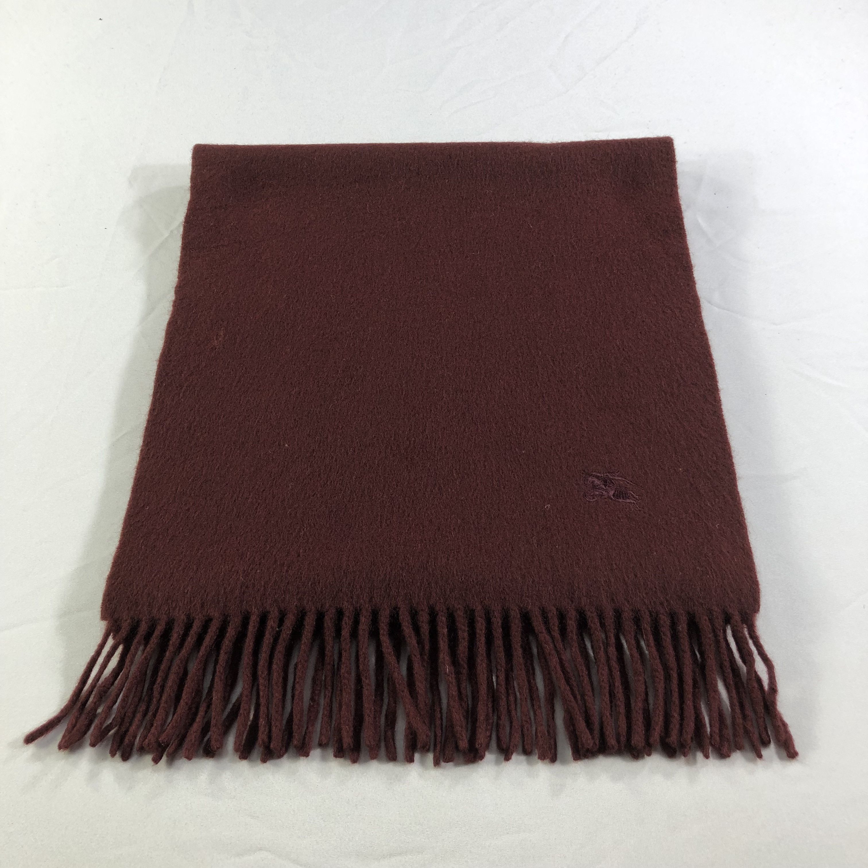 Burberry Burberry Plain Cashmere Scarf Muffler V1379 Size ONE SIZE - 2 Thumbnail