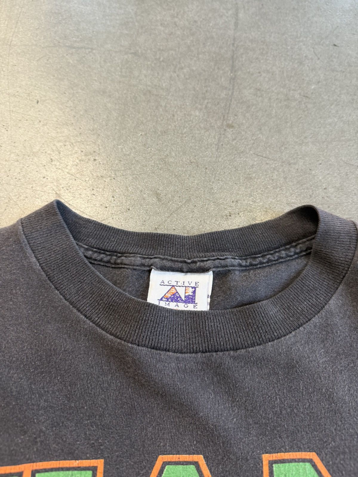 Other 1994 Vintage Miami Hurricanes Sebastian Crossing Over Tee Size US XL / EU 56 / 4 - 9 Thumbnail