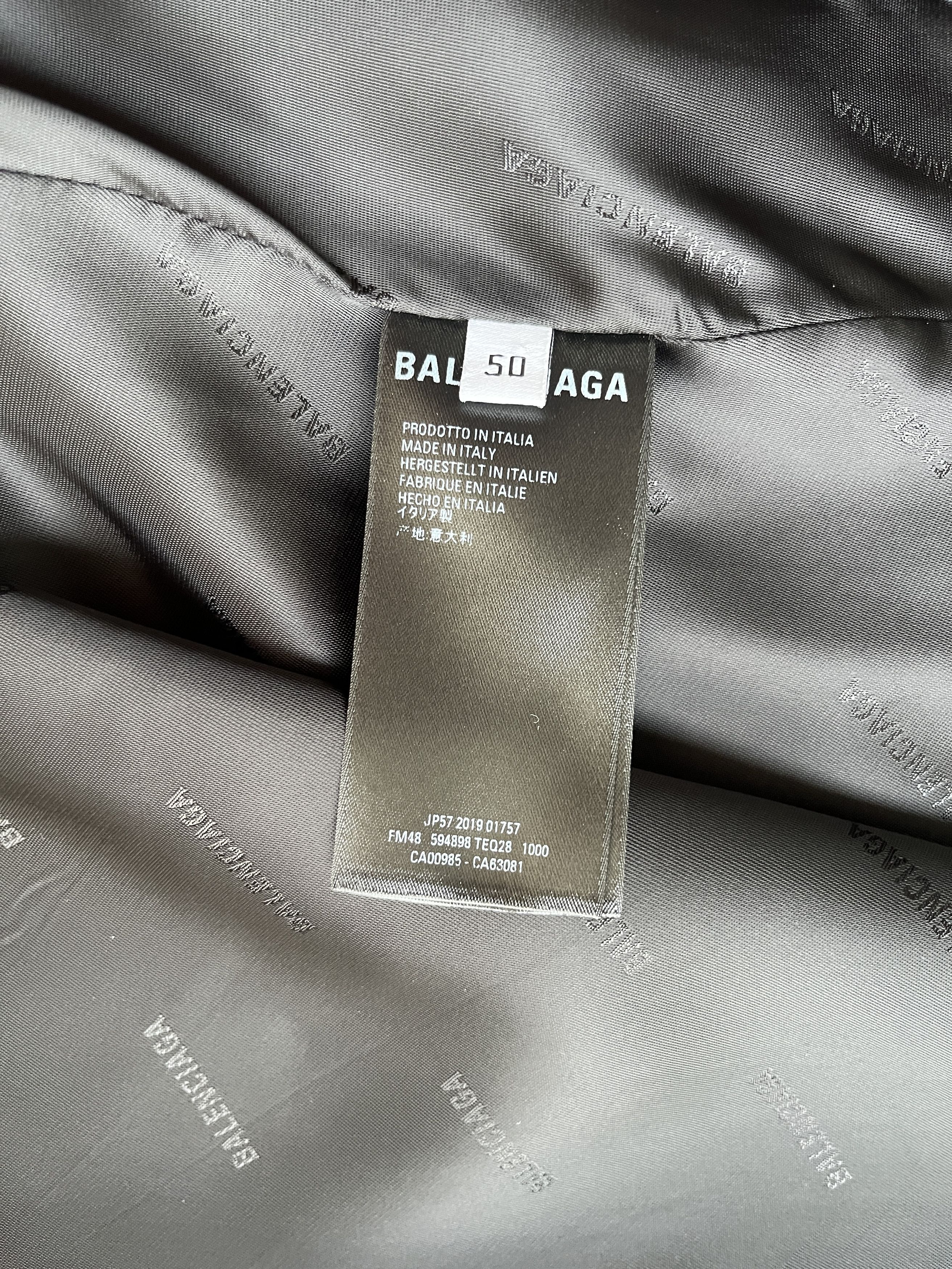 Balenciaga Balenciaga Crepe Hooded Coat Size 50 AW19 Size US L / EU 52-54 / 3 - 10 Thumbnail