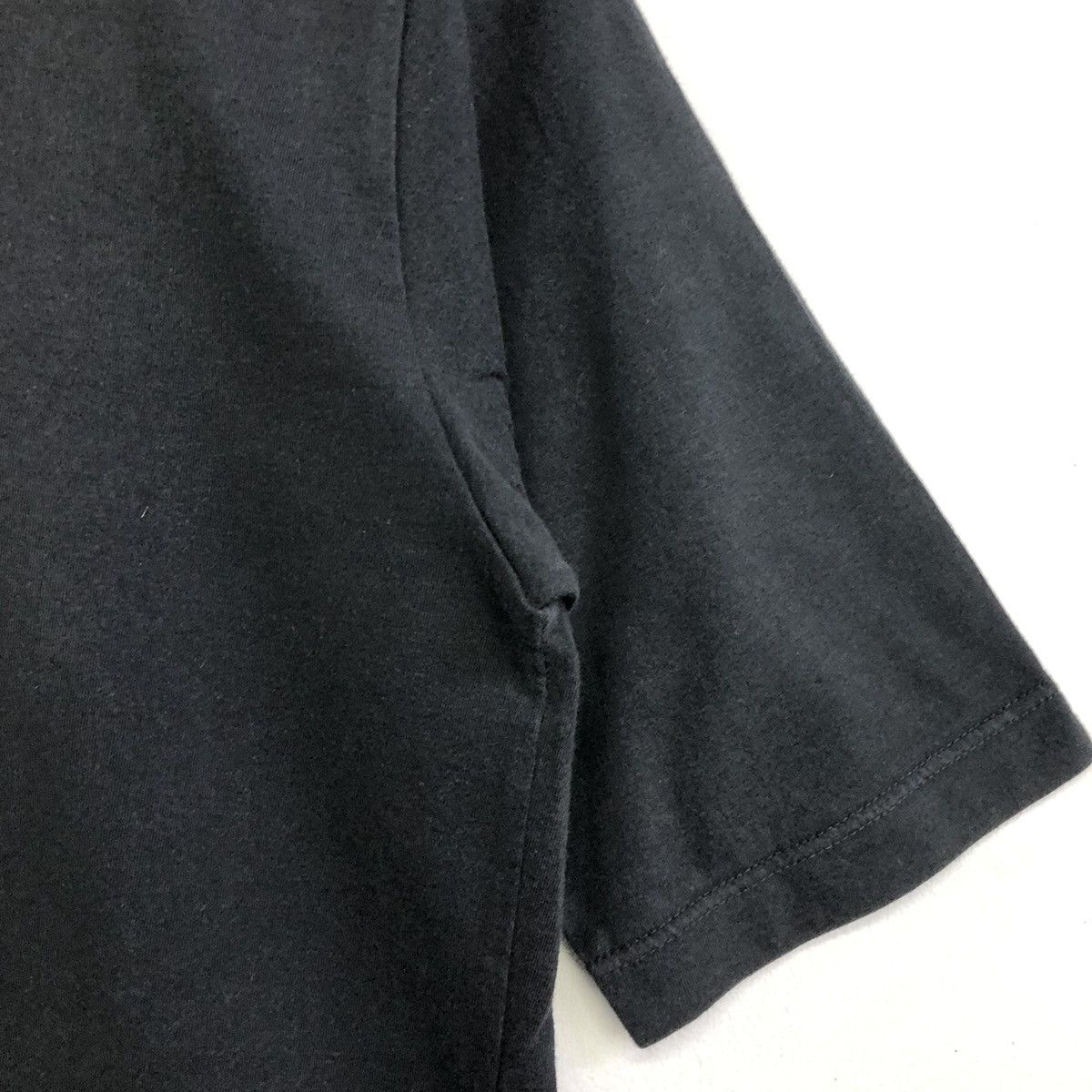 agnes b. Vintage Agnes.B Plain V Neck Tshirt Size US S / EU 44-46 / 1 - 5 Thumbnail