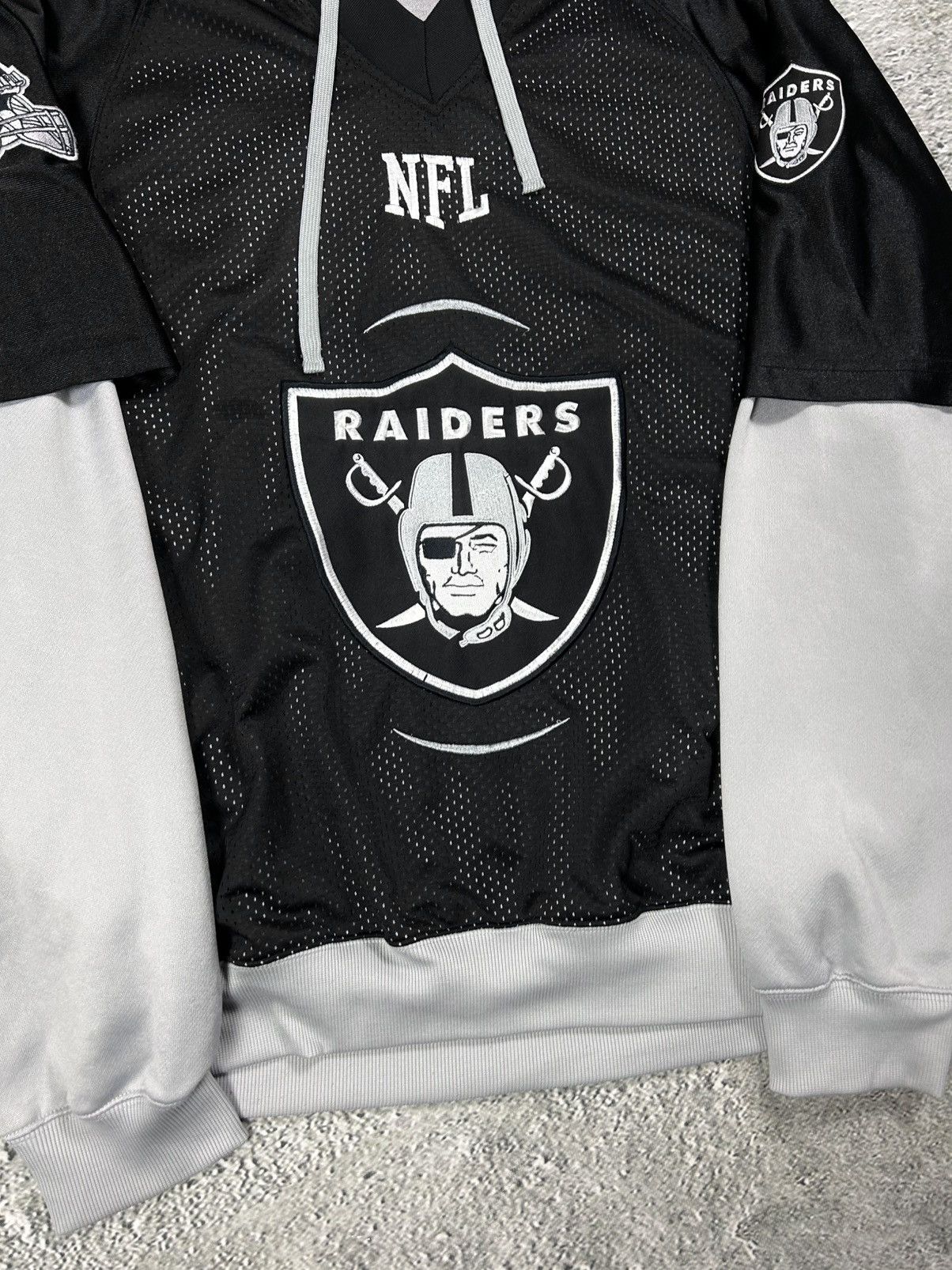 NFL NFL Raiders Orlando hoodie with jersey black grey Size US XL / EU 56 / 4 - 4 Thumbnail