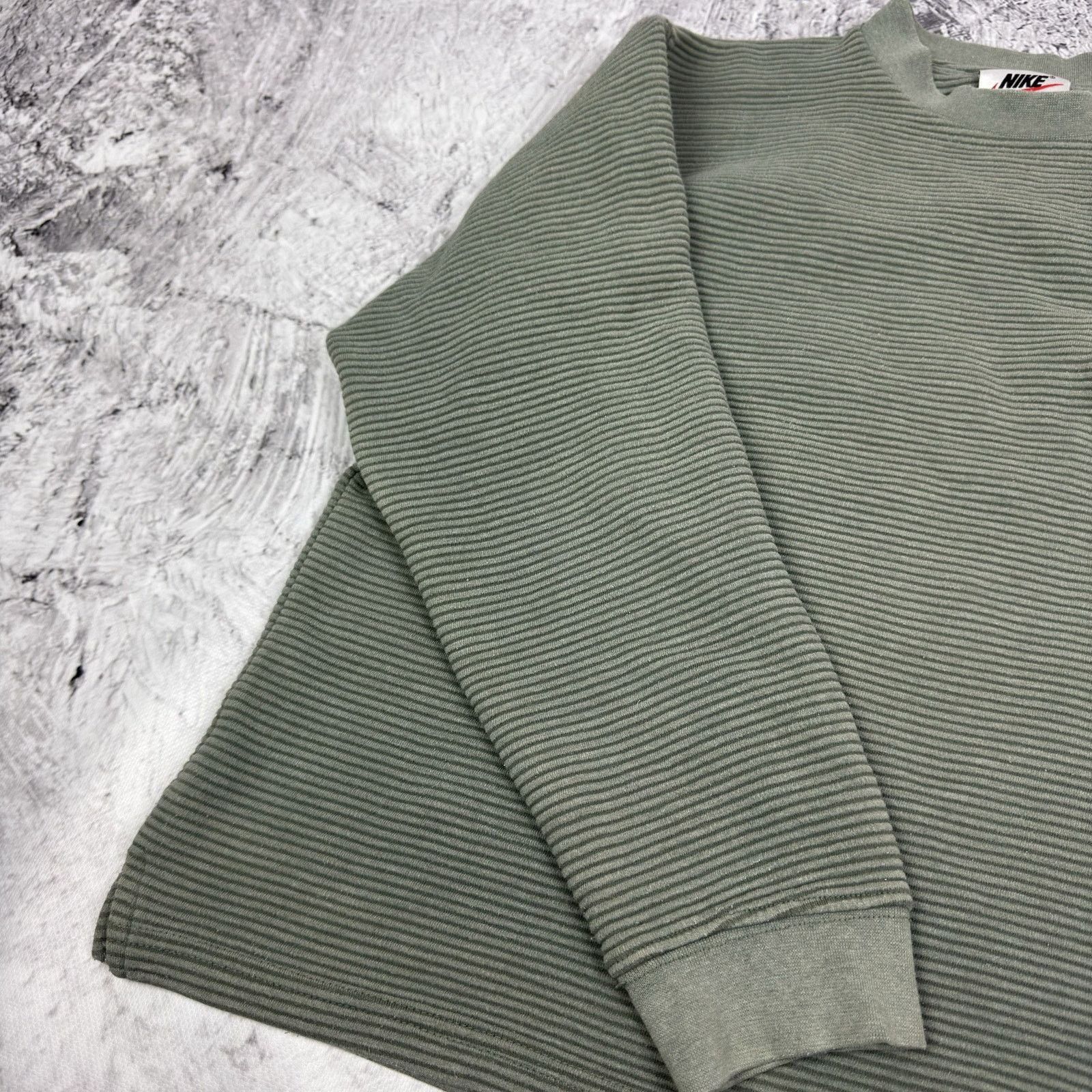 Nike Nike Men's Green Knit Swoosh Streetwear Pullover Sweater XL Size US XL / EU 56 / 4 - 7 Thumbnail